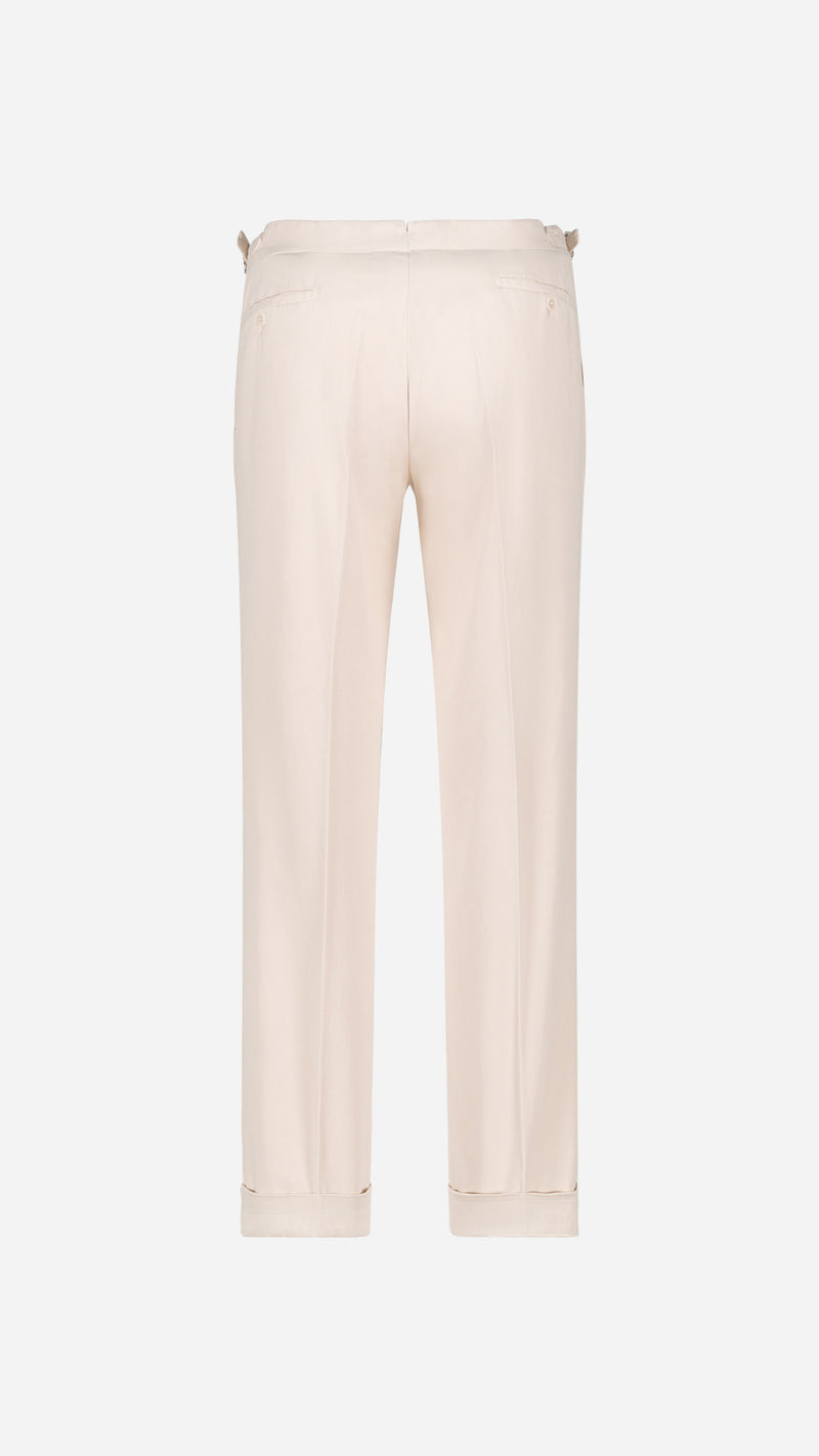 Le pantalon Casimir en coton et cachemire beige clair - vue dos - de la Maison Gabriel Paris