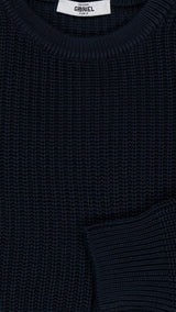 Zoom tissu du pull Jean-Paul en côtes anglaises col rond coloris bleu marine de la Maison Gabriel Paris